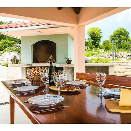 Charming Katja With Private Pool And Ac In Rooms, Near Split