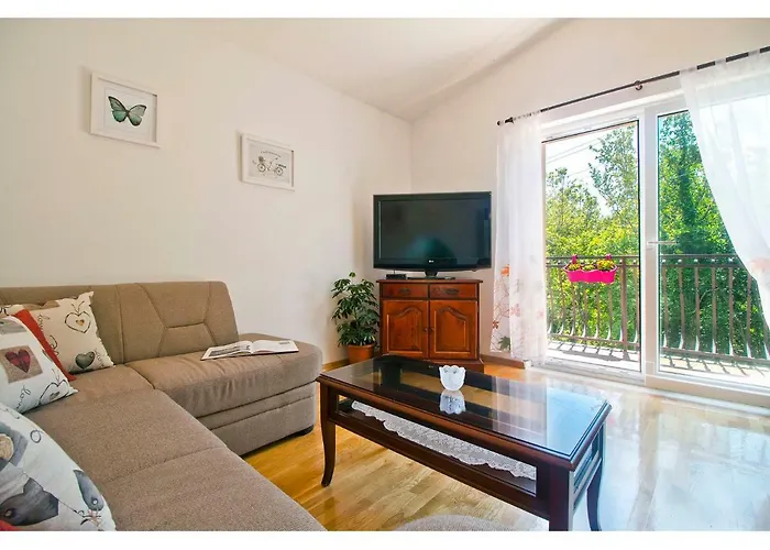 Charming Katja With Private Pool And Ac In Rooms, Near Split فيلة