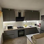 Βίλα Charming Katja With Private Pool And Ac In Rooms, Near Split Omiš
