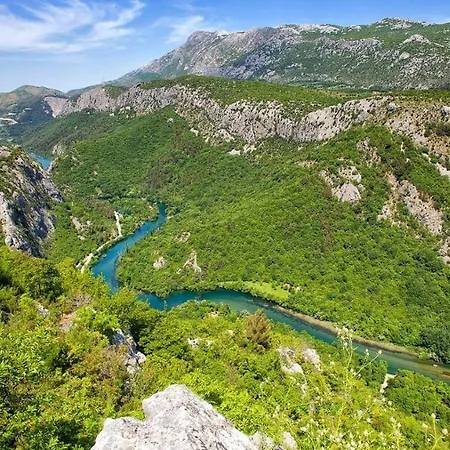 Katja Villa Omis