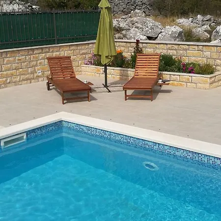 Charming Katja With Private Pool And Ac In Rooms, Near Split Villa *