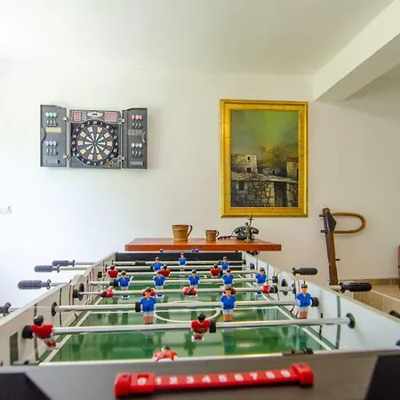 Charming Katja With Private Pool And Ac In Rooms, Near Split * Omiš
